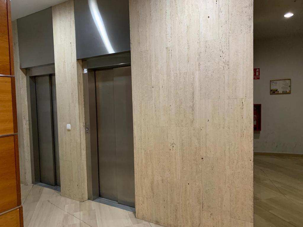 Apartamento Con Encanto Y Parking Privado Y Gratuito グラナダ エクステリア 写真